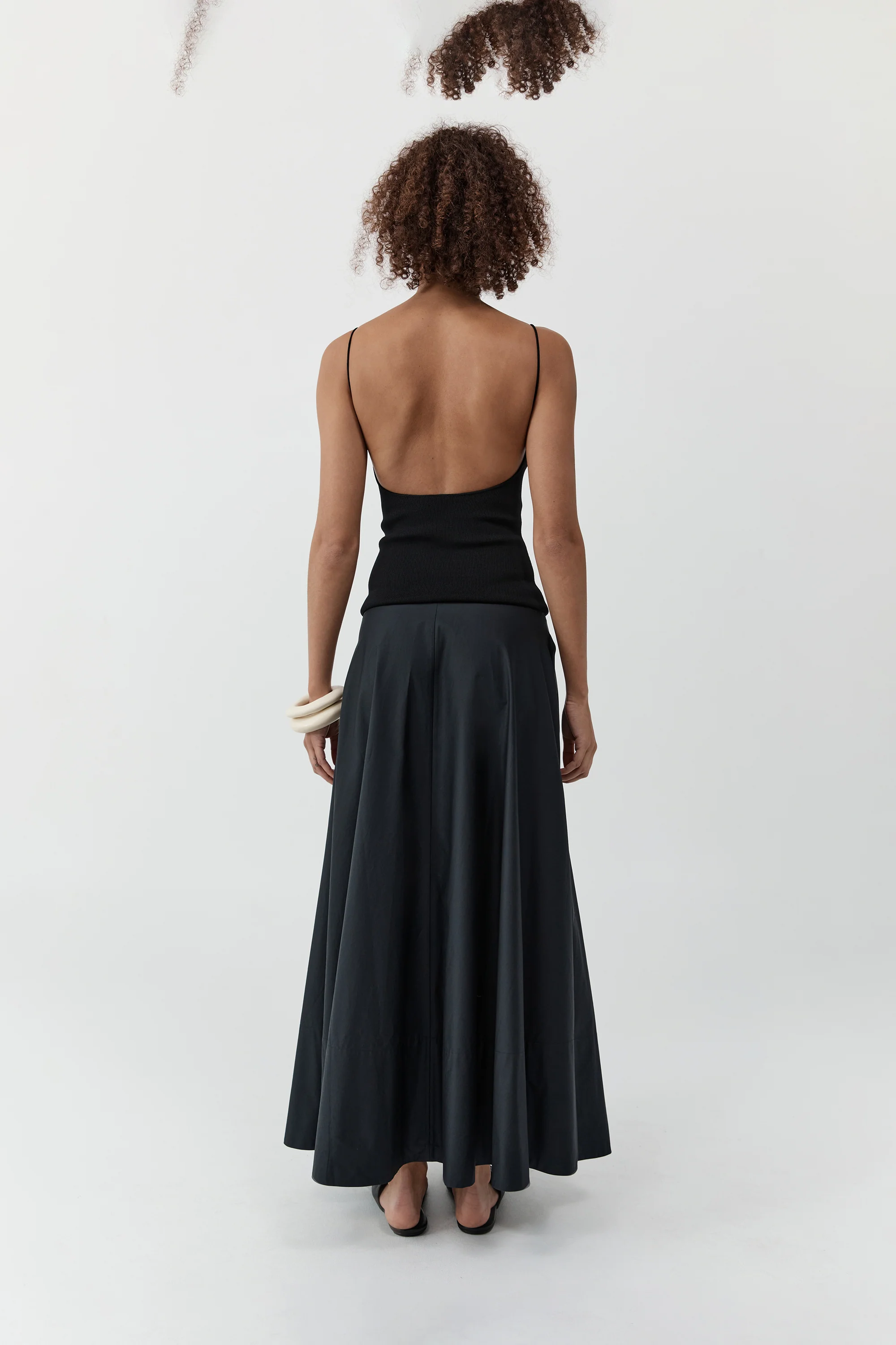 BACKLESS CIRCLE HEM DRESS - Image 5