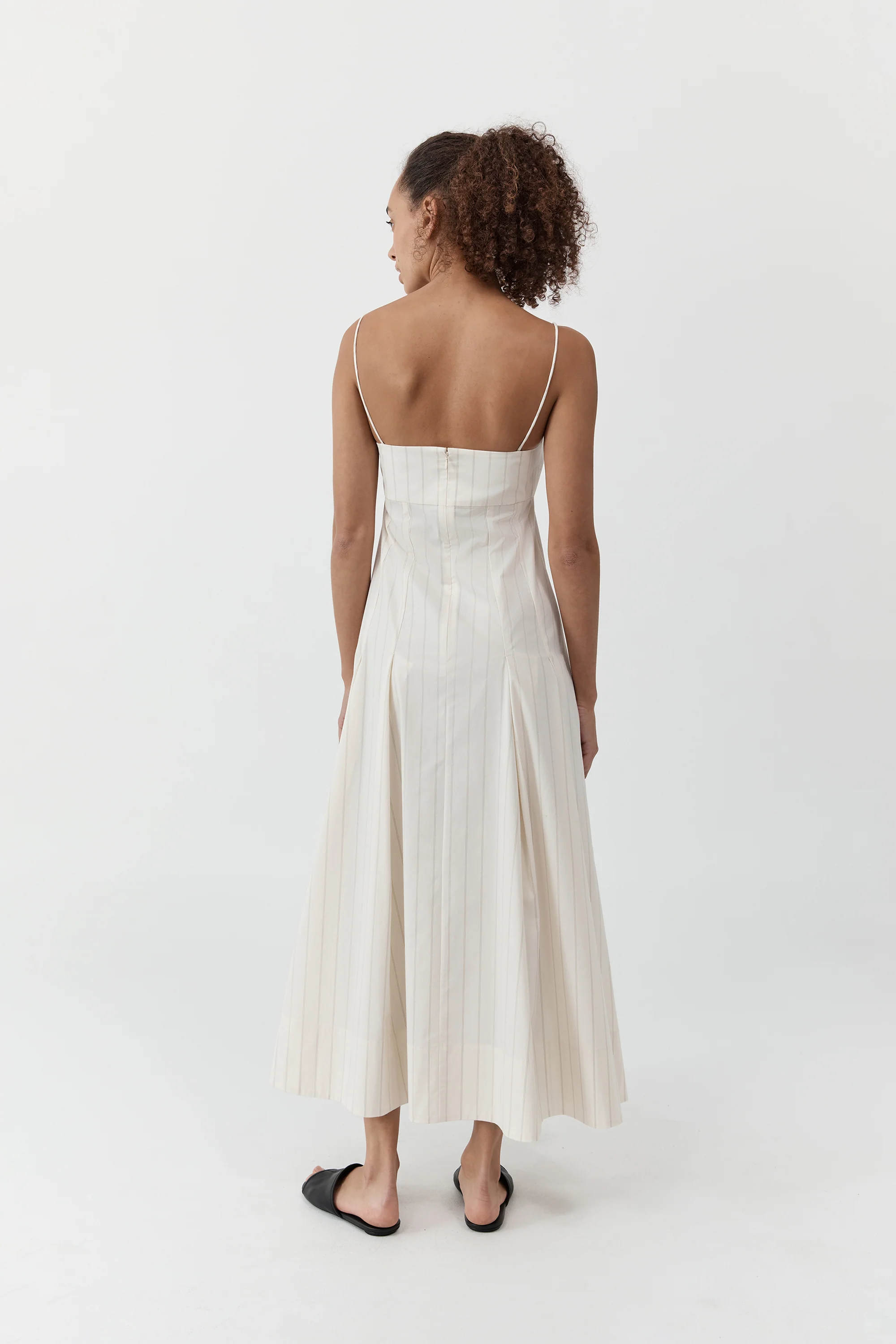 EVERYDAY COTTON PLEAT DRESS - Image 6