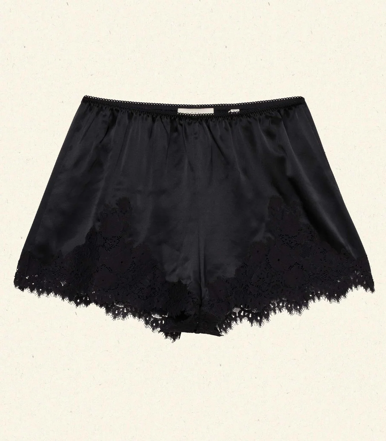 IONA SHORT - BLACK - Image 3