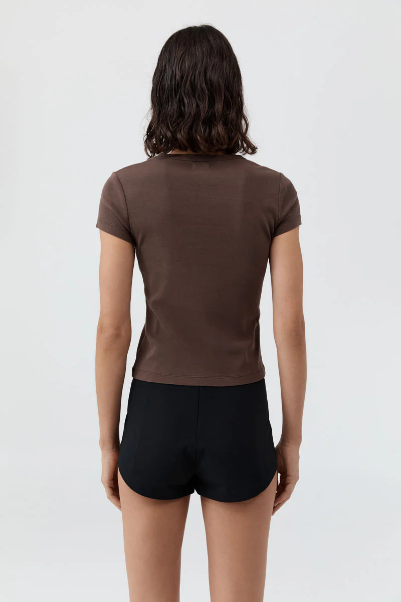 ORGANIC COTTON BABY TEE - FUDGE - Image 4