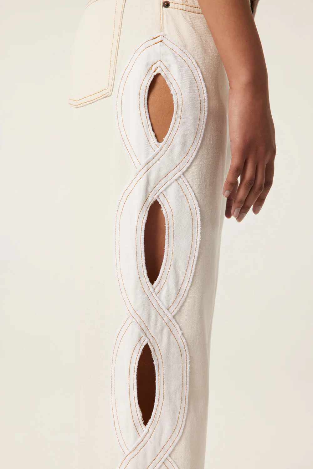POUJA DENIM - OFF WHITE - Image 4